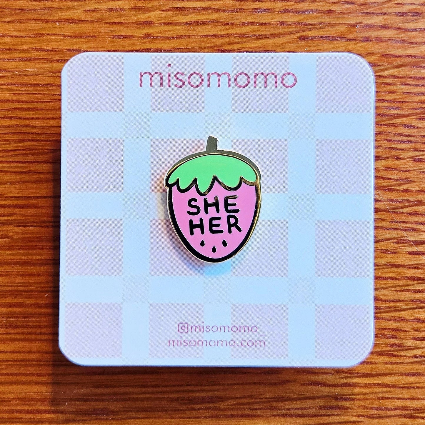Misomomo Pronoun Pins